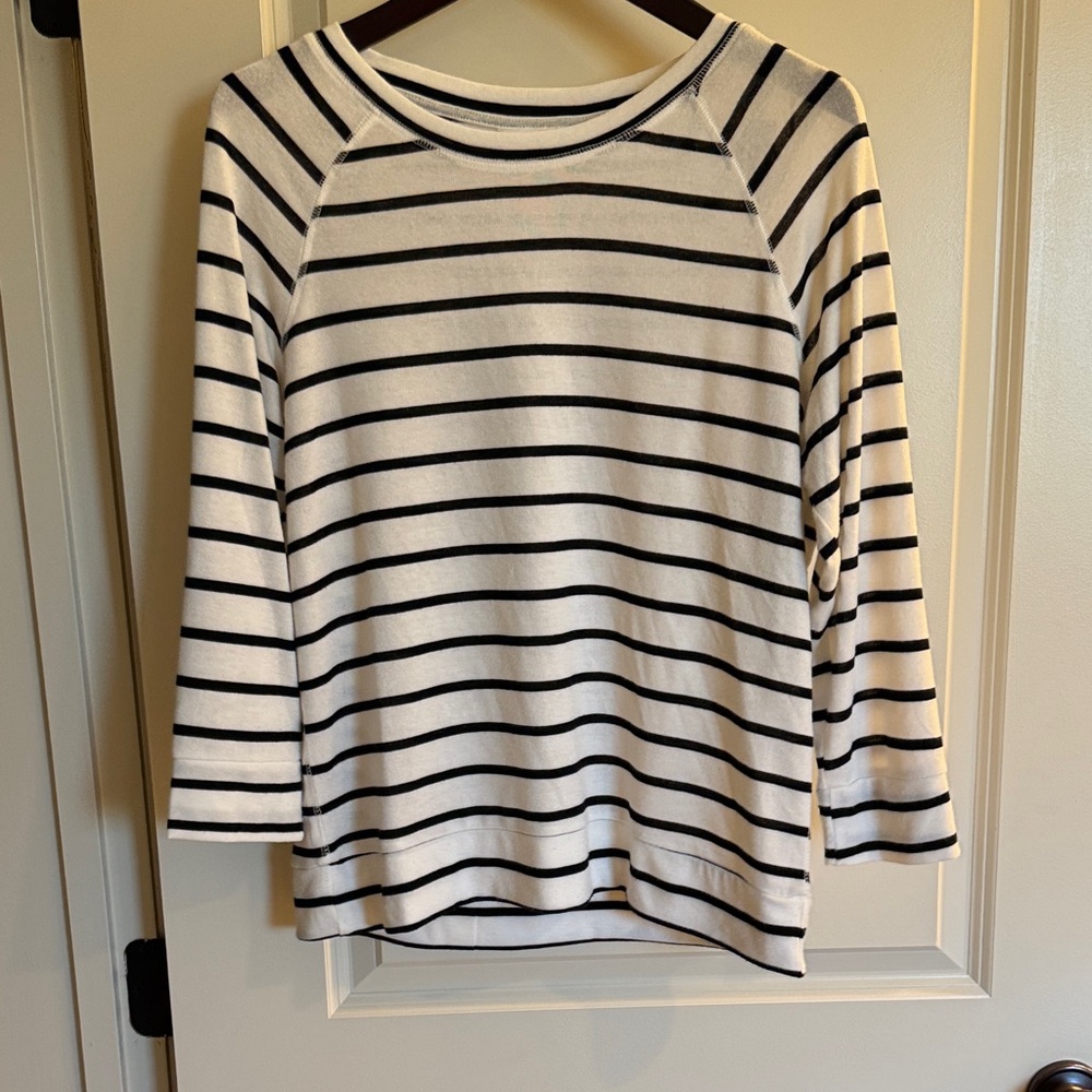 Market & Spruce Monochrome Striped Top